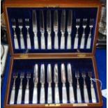 A cased EP and mother of pearl twenty-four piece fruit cutlery set Condition Report: Available