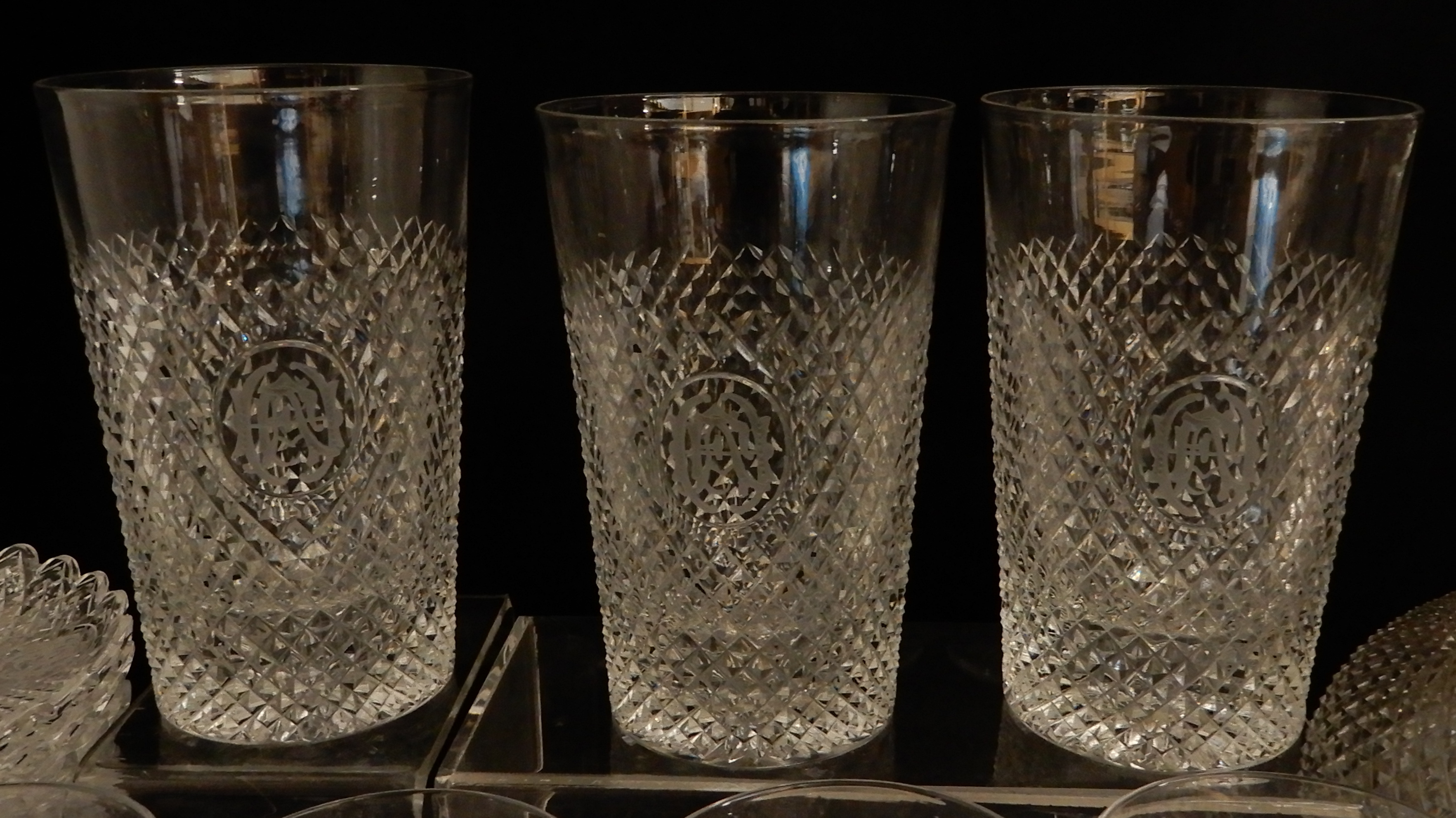 A SUITE OF LATE 19TH CENTURY DIAMOND CUT CRYSTAL comprising six large tumblers, 14.5cm high, fifteen - Image 6 of 24