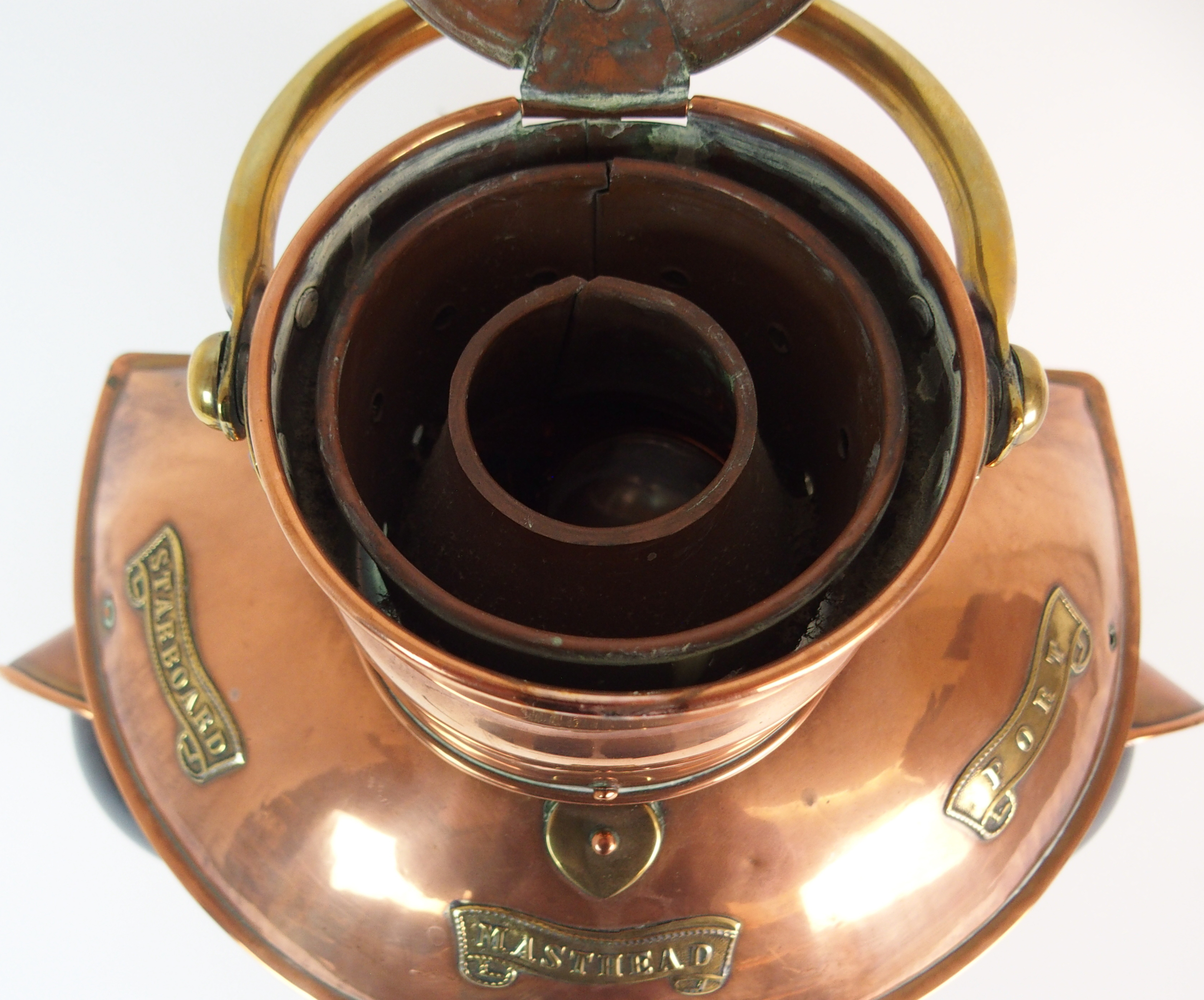 A VICTORIAN COPPER PORT & STARBOARD SHIPS LANTERN with hinged top and swing handle, with interior - Image 6 of 10
