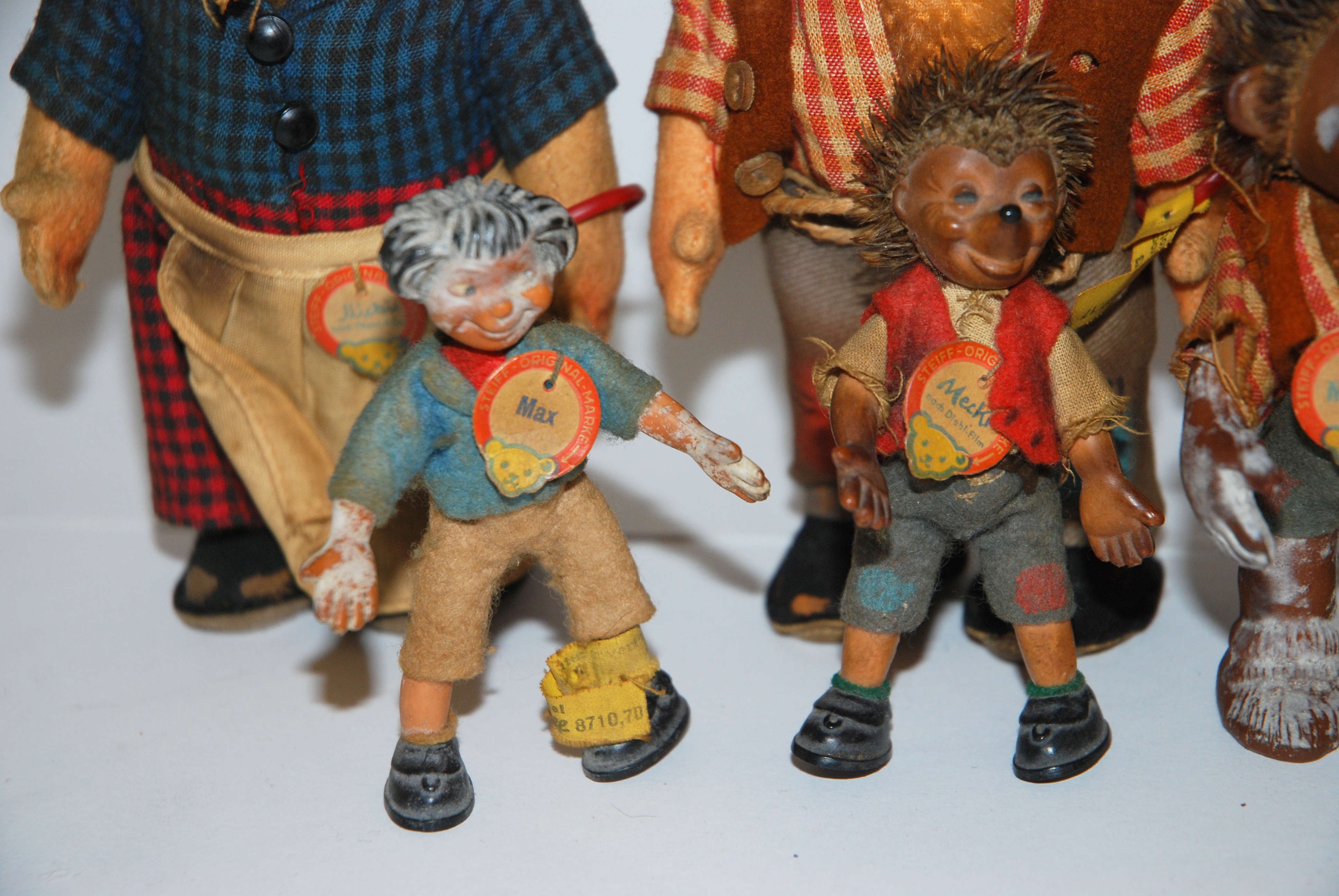 EIGHT STEIFF HEDGEHOGS FIGURES including Macki, Mucki, Mecki etc, rubber bodies with chest tags - Image 6 of 6