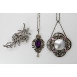 A FRENCH ARTS & CRAFTS NECKLACE AND TWO VINTAGE JEWELS the French Arts & Crafts necklace is