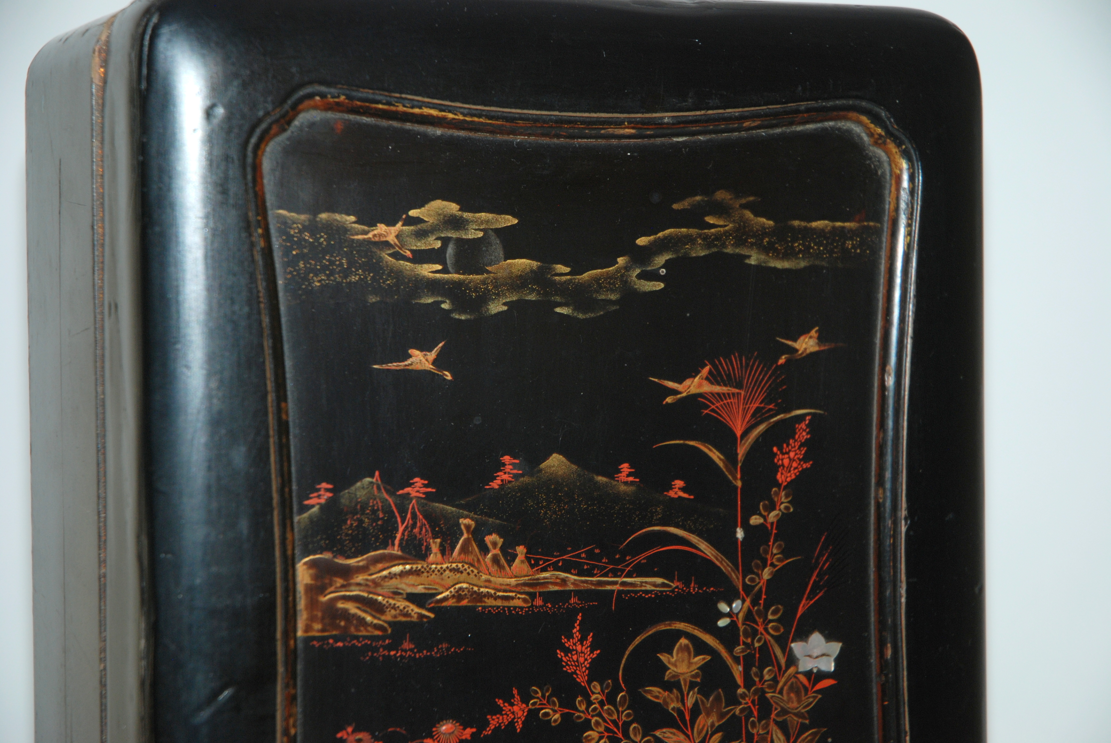 A CHINESE BLACK LACQUERED GAMES BOX the cover decorated with birds and flowers in a river landscape, - Image 4 of 9