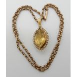 A 9CT CITRINE AND PEARL PENDANT AND 9CT VINTAGE CHAIN marquis shaped citrine approx 19.3mm x 12mm