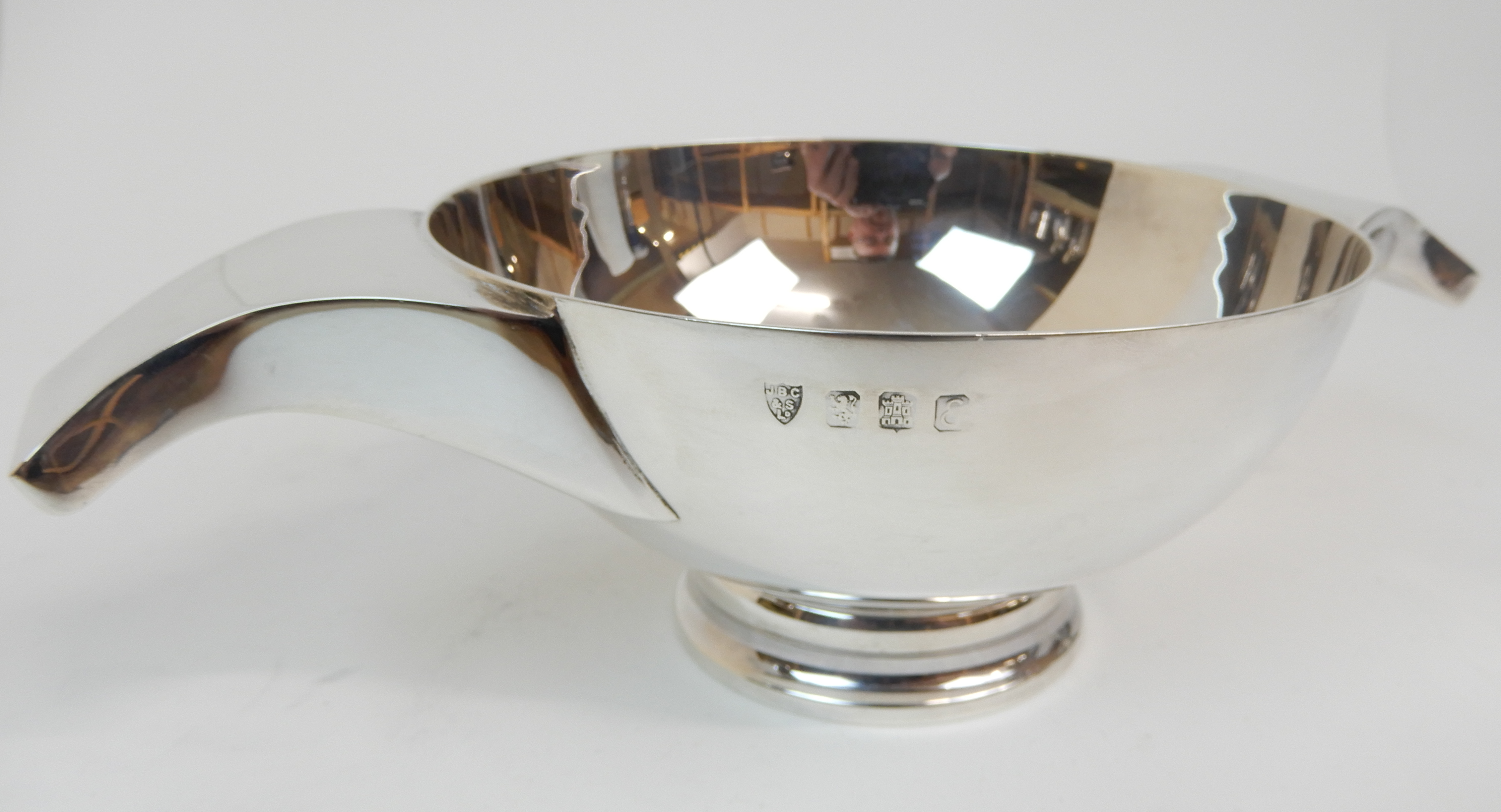 A SILVER QUAICH by J B Chatterley & Sons Limited, Edinburgh 1979, of circular form with down - Image 4 of 6