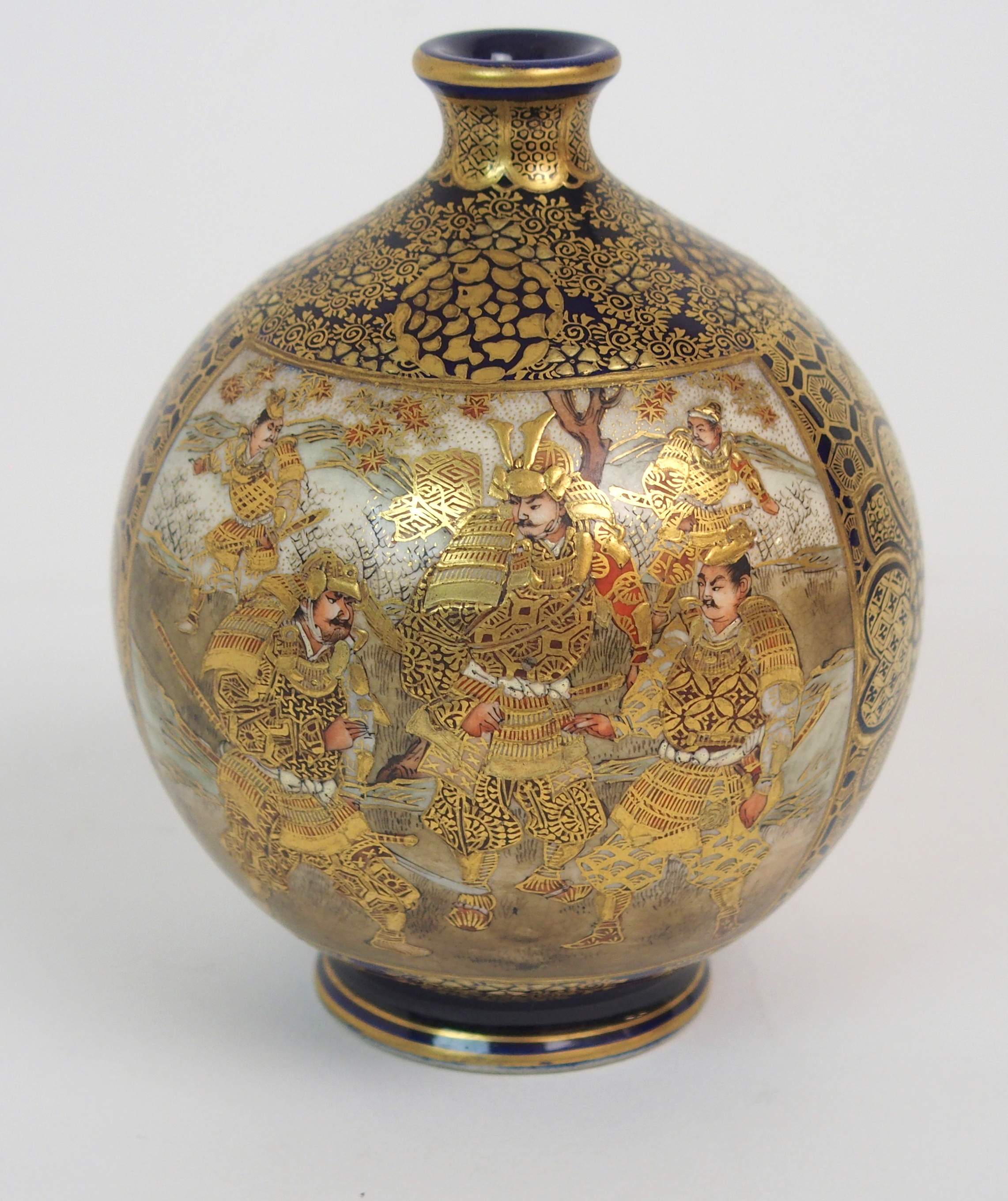 A SATSUMA GLOBULAR VASE decorated with a panel of Samurai and a panel of female figures, divided - Image 3 of 8