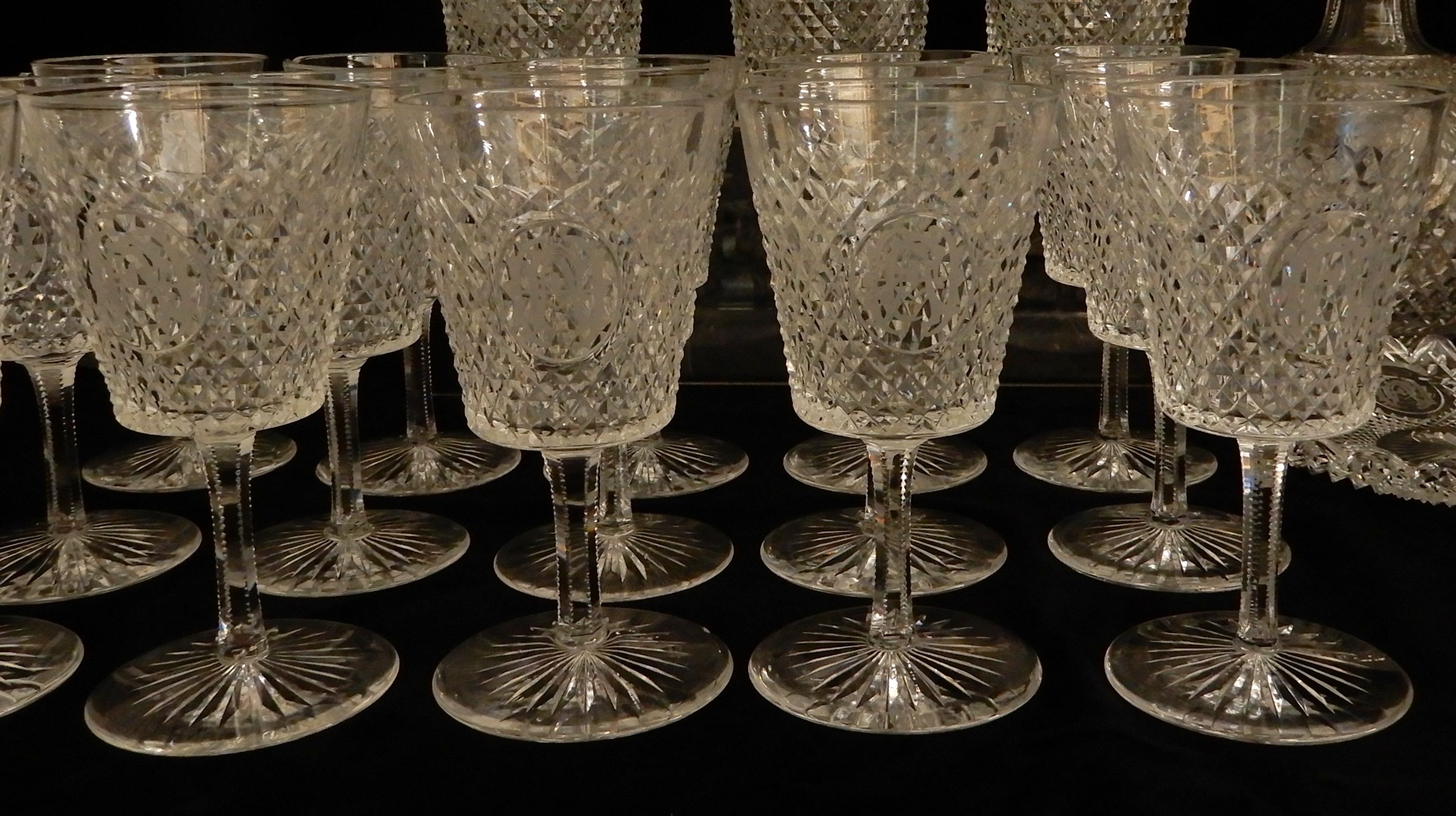 A SUITE OF LATE 19TH CENTURY DIAMOND CUT CRYSTAL comprising six large tumblers, 14.5cm high, fifteen - Image 9 of 24