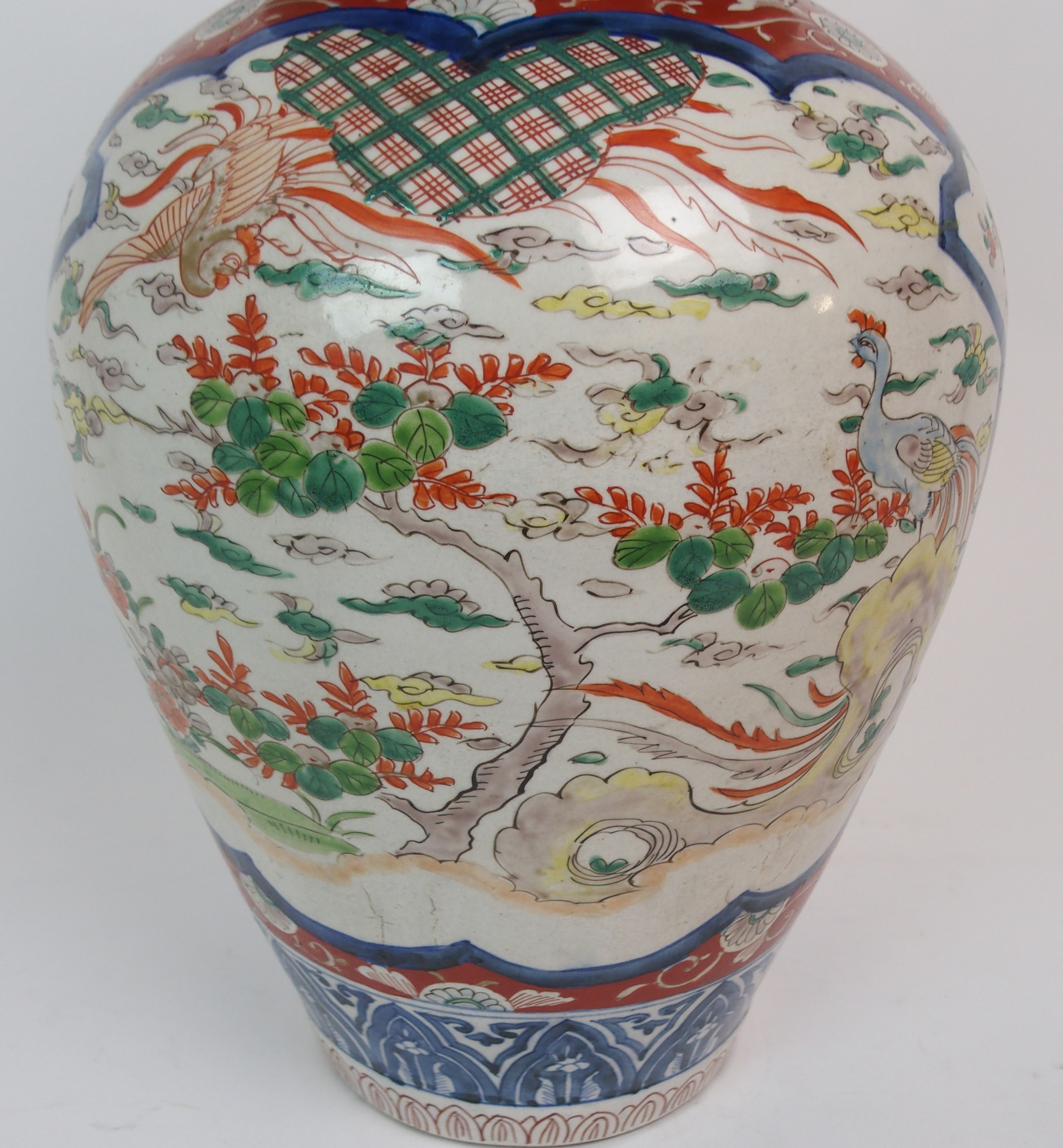 A JAPANESE IMARI BALUSTER VASE AND COVER painted with Ho-o birds, foliage and diaper within framed - Image 3 of 7