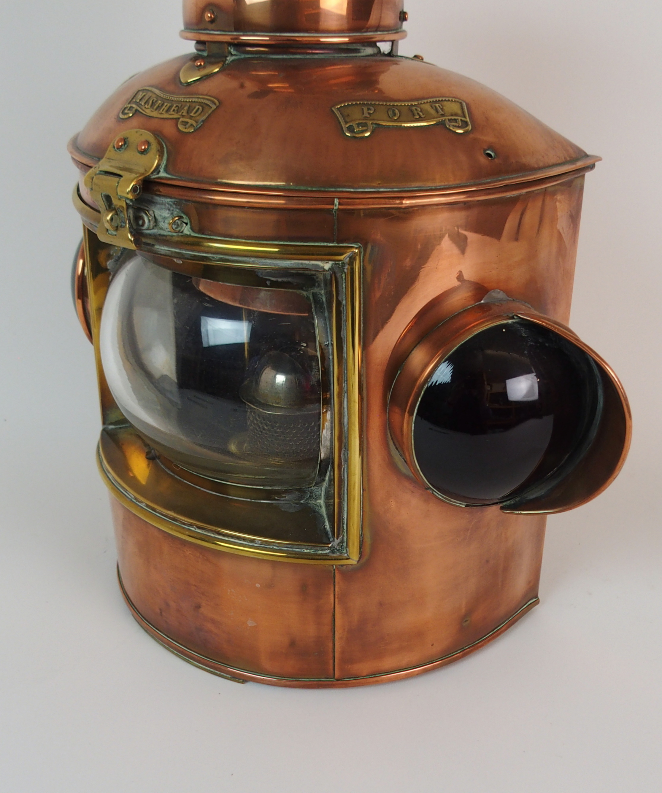 A VICTORIAN COPPER PORT & STARBOARD SHIPS LANTERN with hinged top and swing handle, with interior - Image 5 of 10
