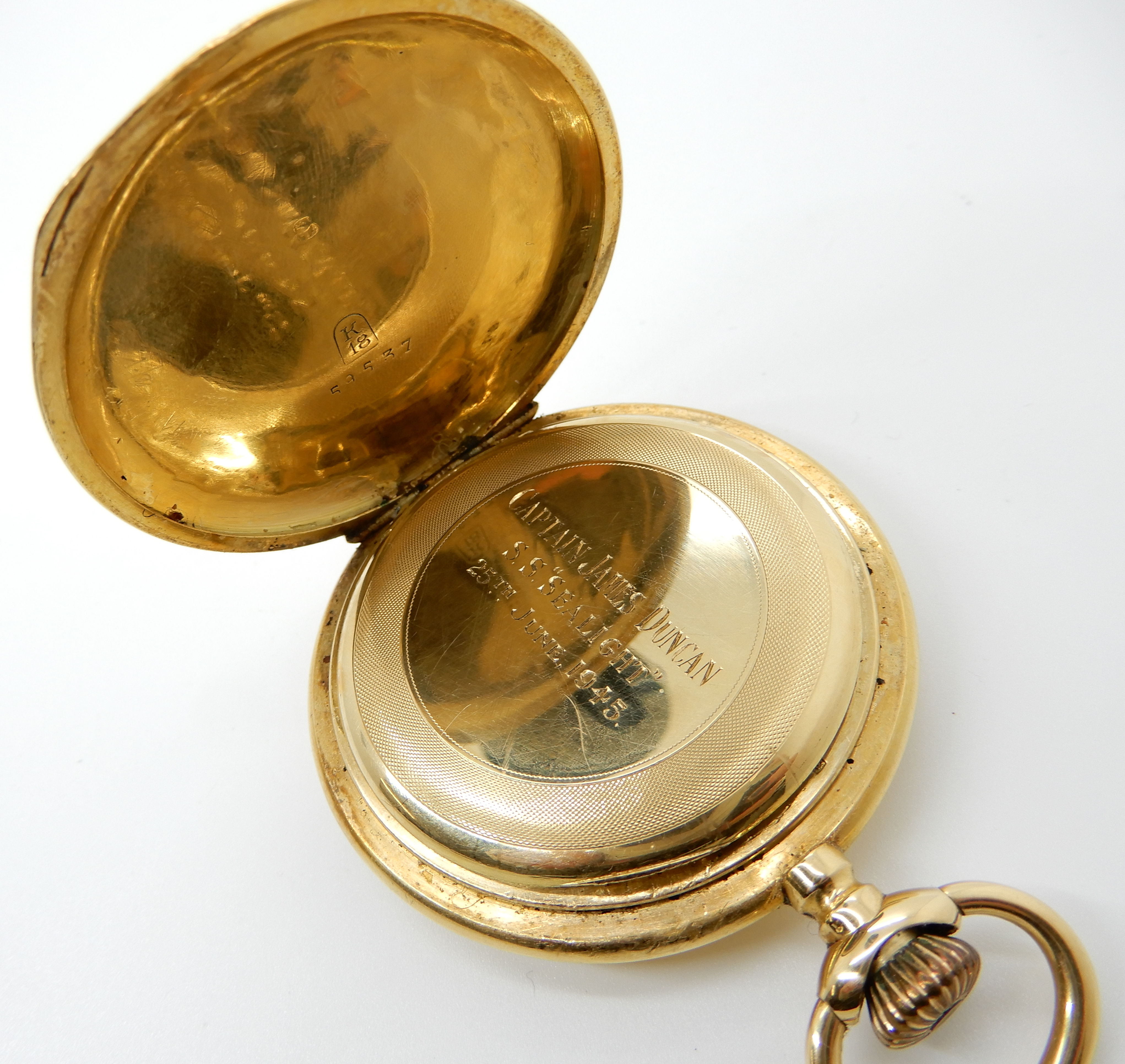 AN 18CT GOLD WALTHAM FULL HUNTER POCKET WATCH with white enamel dial, black Roman numerals, and - Image 6 of 9