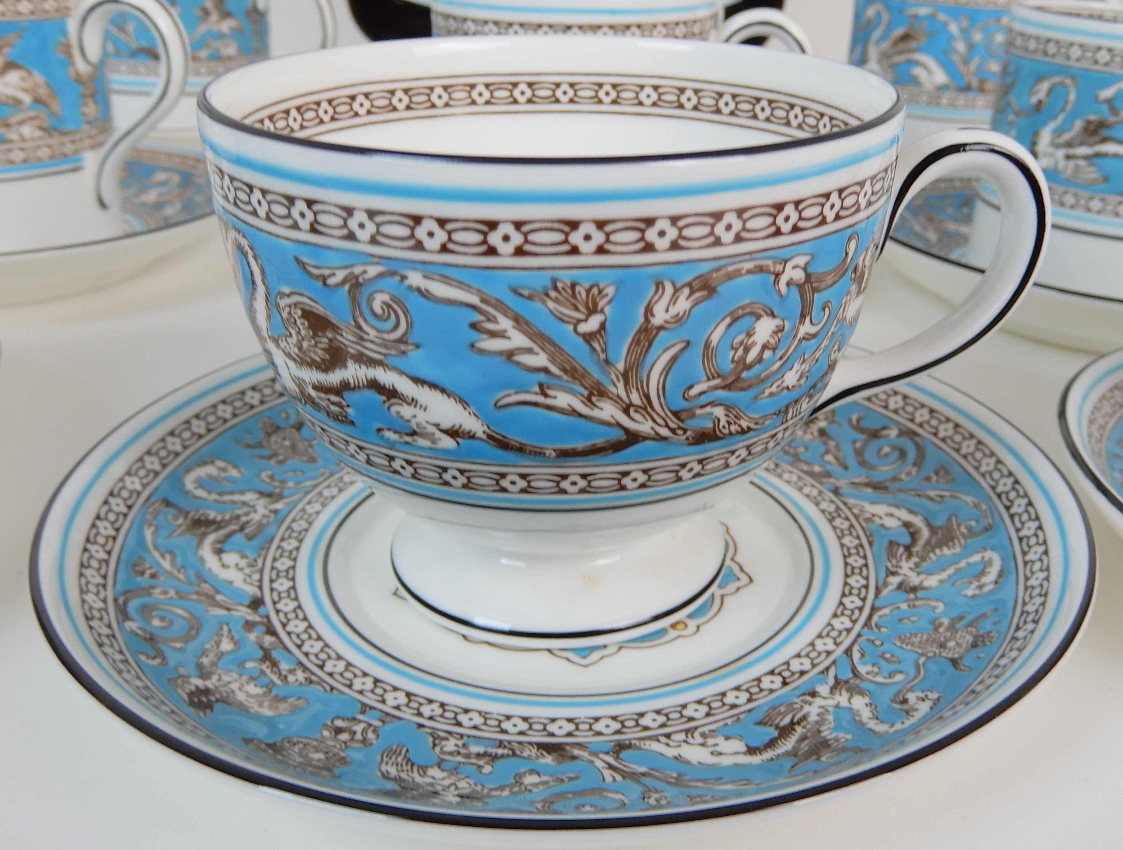 A WEDGWOOD TURQUOISE FLORENTINE COFFEE SET comprising eight cups, six saucers, six plates, milk - Image 4 of 11