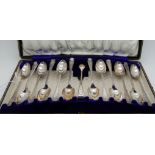 A cased set of twelve teaspoons with tongs, Sheffield 1937 Condition Report: Available upon request