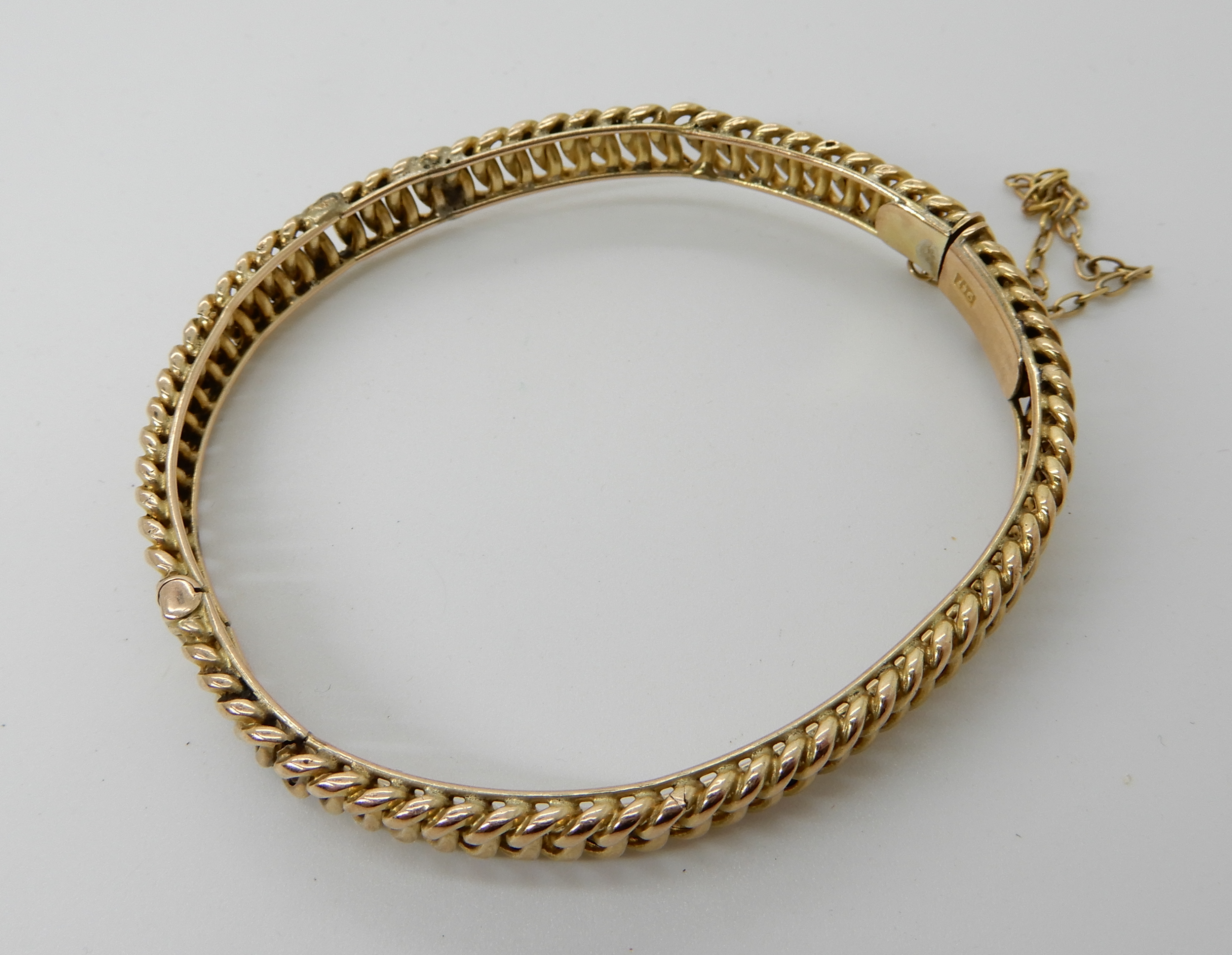 A 9ct link pattern bangle (af) weight 10.5gms Condition Report: Available upon request - Image 2 of 4