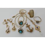 A collection of yellow metal items to include an Art Deco carved agate ring, pearl drop earrings,