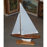 A modern pond yacht with stand, 80cm wide Condition Report: Available upon request