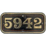 GWR brass cabside numberplate 5942 ex GWR Hall 4-6-0 built at Swindon in 1935 and named DOLDOWLOD
