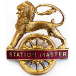 MR(M) lion over wheel STATION MASTER cap badge. In excellent condition, this belonged to Mr Derek