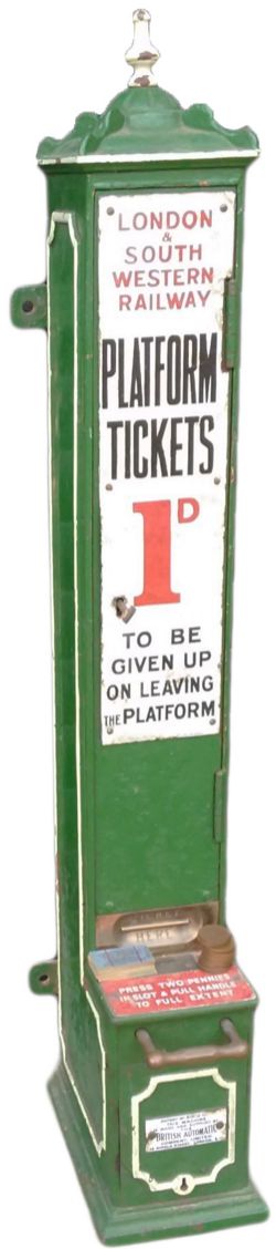 London and South Western Railway cast iron platform ticket machine complete with an original ID