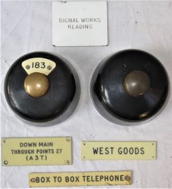 2 x BR(W) bakelite plungers recovered from READING MAIN LINE WEST BOX. One with ivorine plate 183