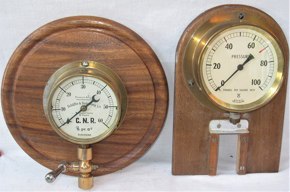 2 x steam pressure gauges. GNR 0 - 60 PSI brass gauge made by Scaffer & Budersburg Ltd together with