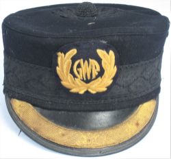 GWR Pillar box STATION MASTERS Cap complete with cloth GWR badge. Good ex service condition.