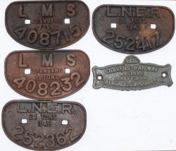 A collection of 4 x D Wagon plates. 2 x LNER. 2 x LMS together with a Cravens Wagon plate.