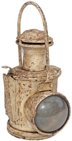 Southern Railway locomotive headlamp stamped in the chimney S.R. Complete with reservoir and flip