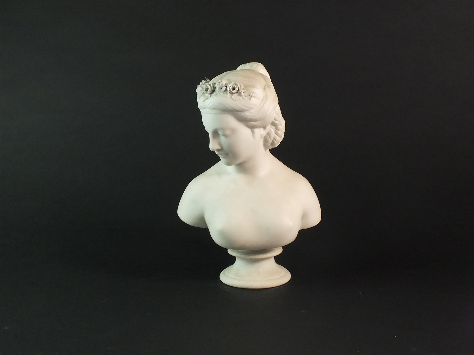 A John & Thomas Bevington parian bust