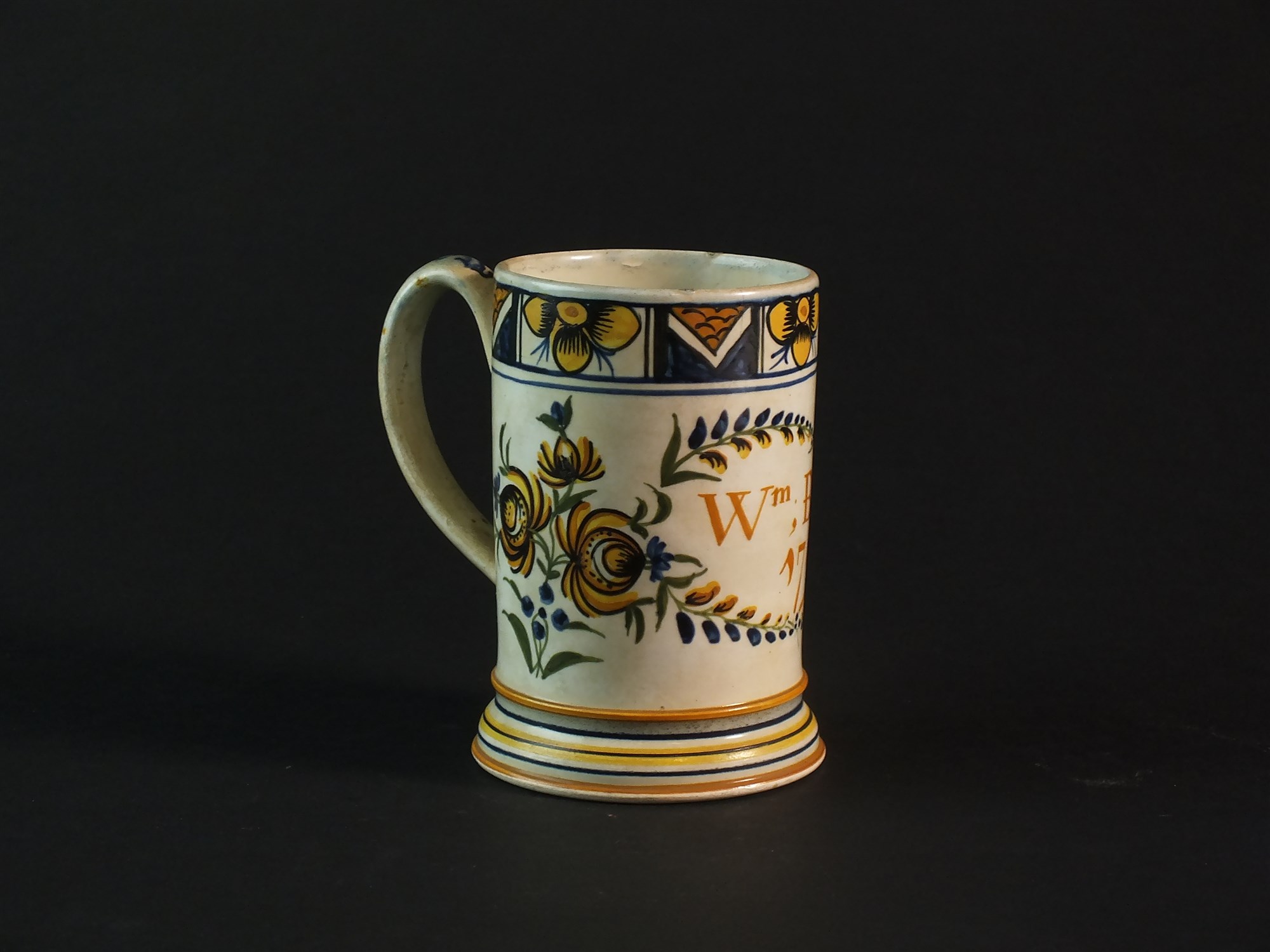 An English dated prattware mug - Image 3 of 3