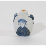 A Chinese porcelain snuff bottle, 20th century