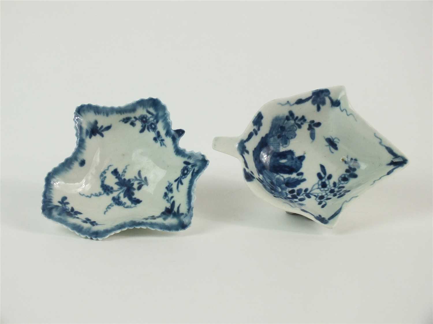 Two 18th century Worcester pickle dishes - Image 2 of 3
