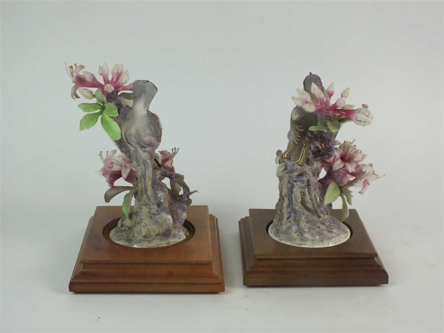 A pair of Royal Worcester models of Red-Eyed Vireos - Image 4 of 4