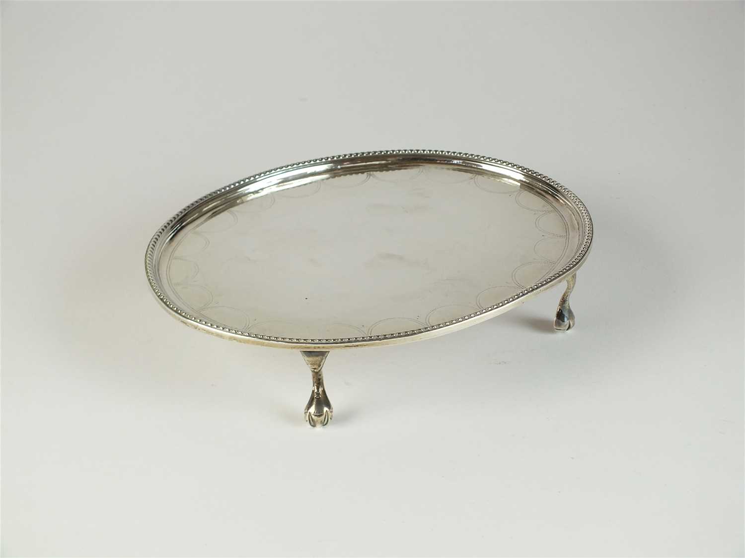 A mid-late 18th century Scottish silver teapot stand