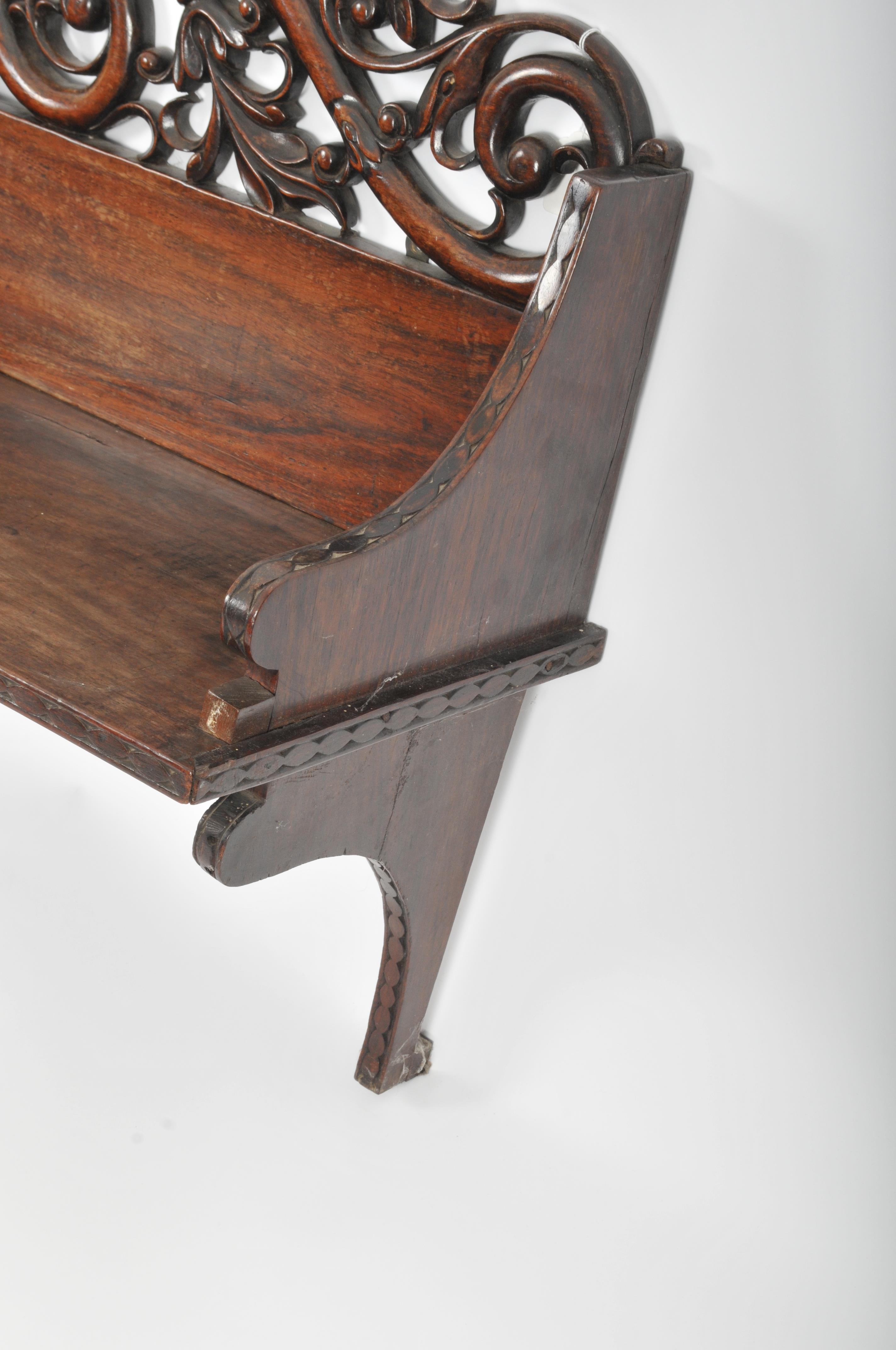 A Regency Anglo-Indian carved rosewood wall shelf - Image 2 of 4