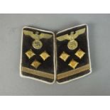 Matched set of Kreis level collar tabs