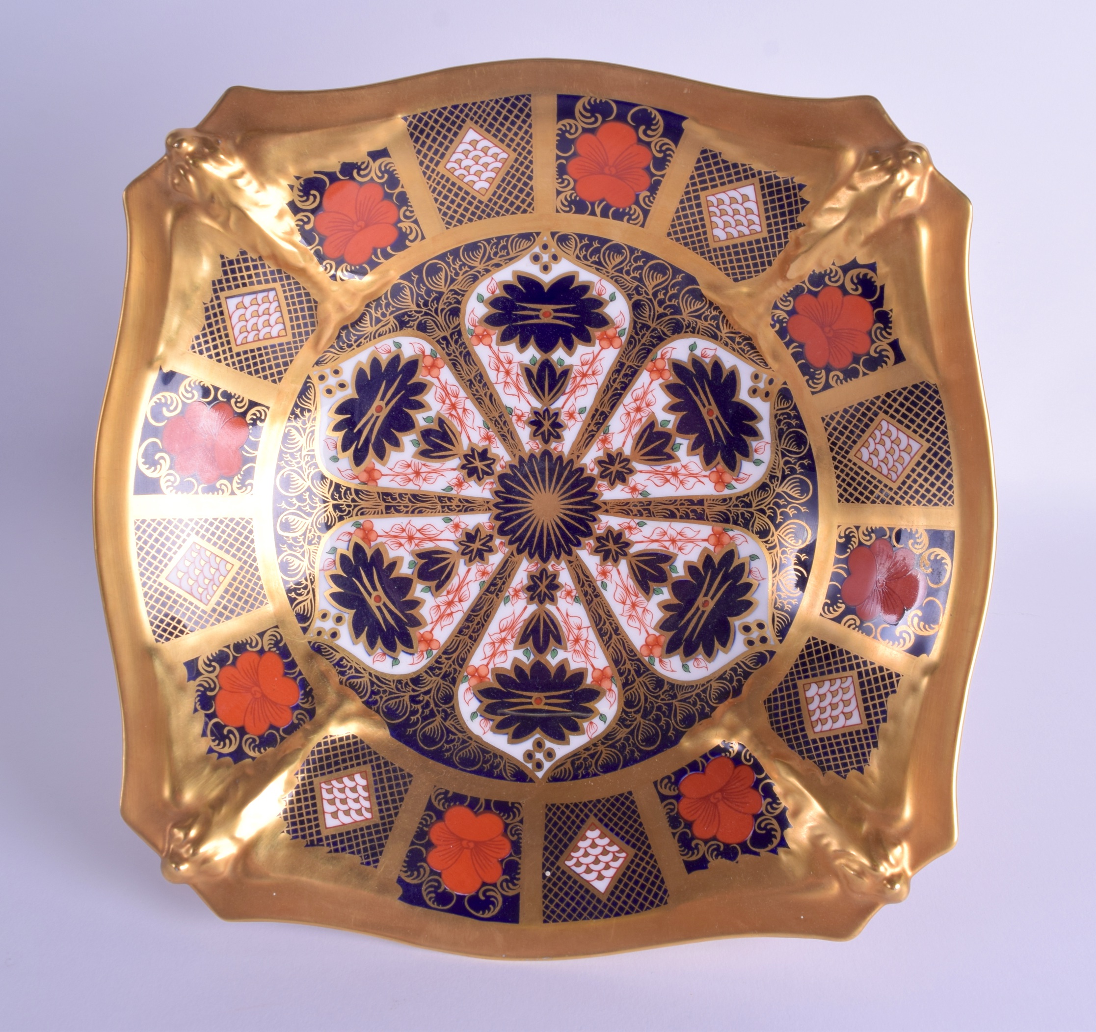 A LARGE ROYAL CROWN DERBY IMARI PEDESTAL TAZZA pattern 1128. 24 cm x 14 cm.