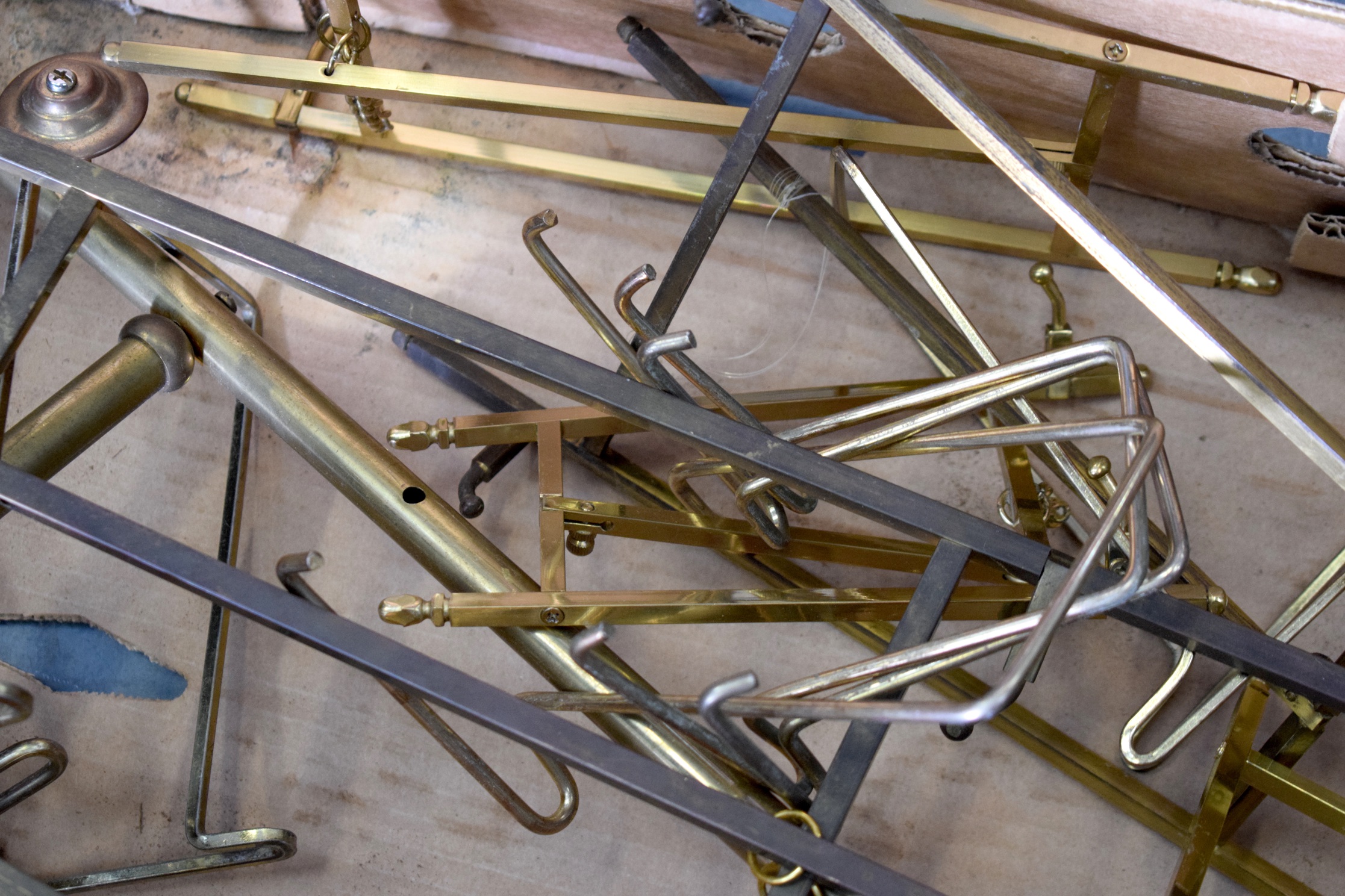 A GROUP OF BRASS EASELS, of varying size. (qty) - Image 2 of 2