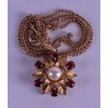 A 9CT GOLD PEARL AND GARNET NECKLACE. 5.3 grams.