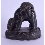 A 19TH CENTURY CHINESE CARVED BLACK OBSIDIAN FIGURE OF A BEAST Qing. 9 cm x 10 cm.