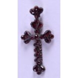 AN EARLY 19TH CENTURY GARNET CROSS PENDANT.