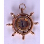 AN EDWARDIAN 9CT GOLD COMPASS FOB. 5 grams. 2.5 cm wide.