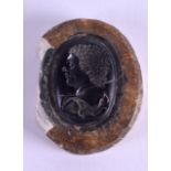 AN EARLY EUROPEAN CARVED BLACK STONE CAMEO possibly Roman. Cameo 3.5 cm x 5 cm.