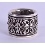 A CHINESE EXPORT REVOLVING WHITE METAL RING decorated with bats and shou characters. 38.2 grams. 2.