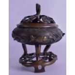 AN UNUSUAL 19TH CENTURY JAPANESE MEIJI PERIOD CENSER ON STAND overlaid in relief with crustaceans. 1