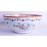 A LARGE 18TH CENTURY CHINESE EXPORT FAMILLE ROSE BOWL Qianlong, painted with floral sprays. 26 cm x