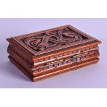 A 19TH CENTURY CONTINENTAL CARVED FRUITWOOD SNUFF BOX. 7.5 cm x 5.5 cm.