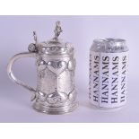 AN 18TH/19TH CENTURY CONTINENTAL SILVER STEIN of charming proportions, decorated with shaped roundel