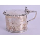 A WILLIAM IV SILVER MUSTARD POT by Messrs Barnard. London 1830. 4 oz. 7 cm high.