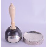 AN ANTIQUE LIGNUM VITAE SILVER AND IVORY NOVELTY MALLET with silver presentation dish. 18 cm high.