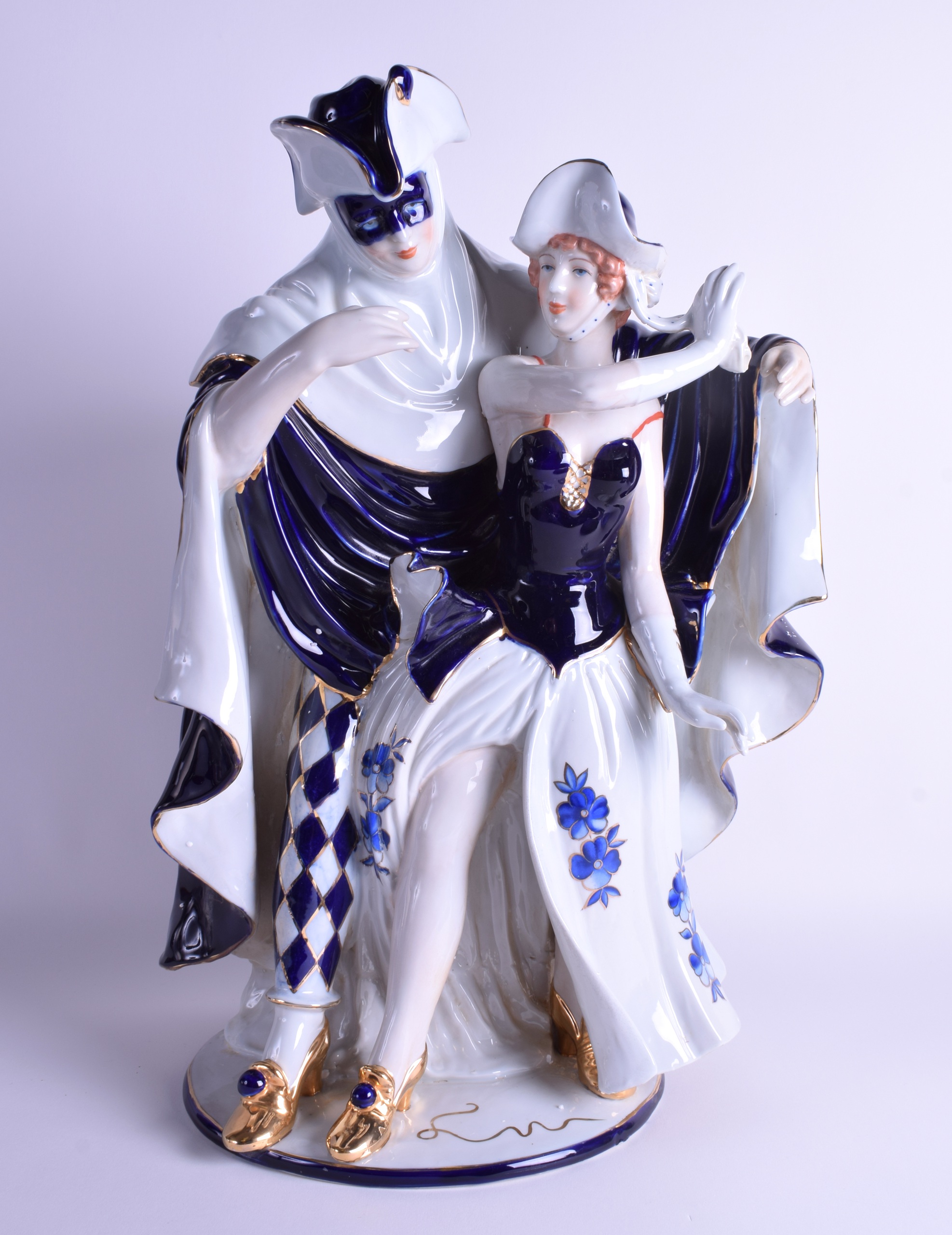 A LARGE CONTINENTAL PORCELAIN GROUP OF TWO LOVERS modelled as a male and female dancing. 48 cm x 28 - Image 2 of 4