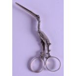 A PAIR OF 18TH/19TH CENTURY CONTINENTAL SILVER SUGAR NIPS modelled as stork. 9.5 cm long.